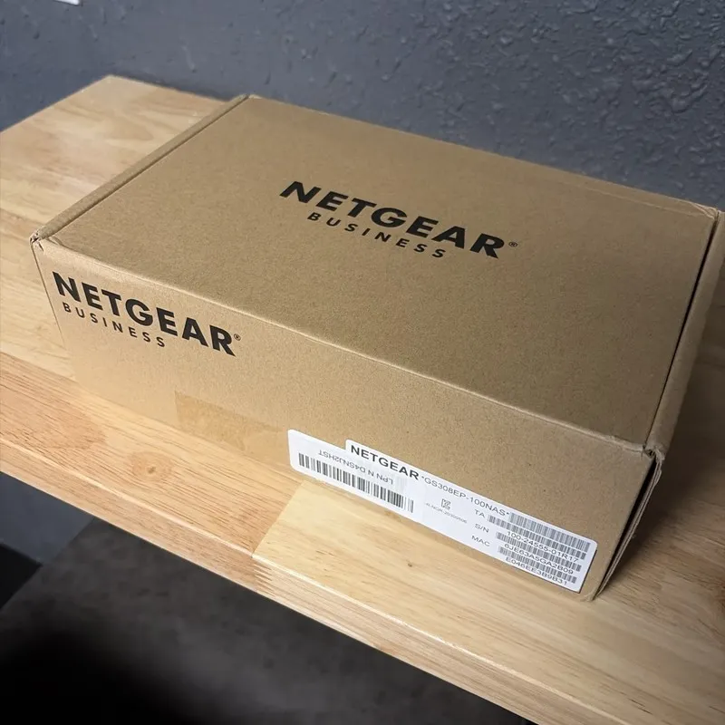 Коммутатор NETGEAR GS308EP-100NAS 8-Port PoE Gigabit Ethernet Plus Switch