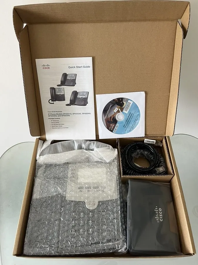 IP-телефон Cisco SPA501G 8-Line IP Phone with 2-Port Switch, PoE P/N:SPA501G — фото лота 1