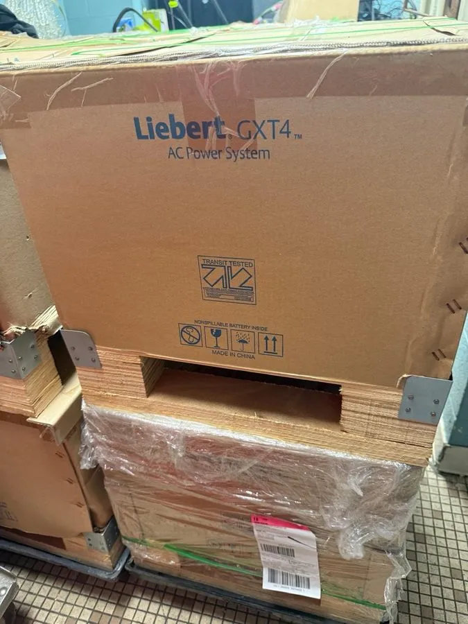 ИБП Emerson Liebert GXT4-6000RTL630 6000VA/4200W Rack/Tower Dual Conversion 208-