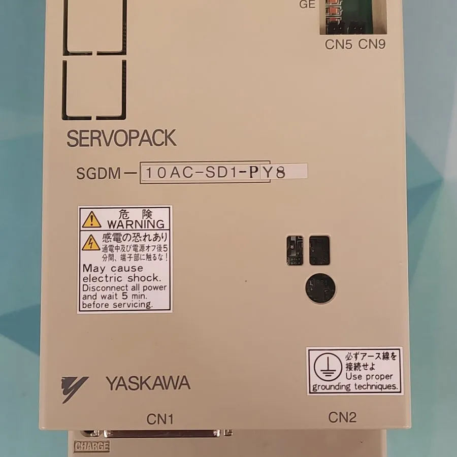 Сервопривод Yaskawa Digital AC Servo Drive 1kW 3-Phase Servopack SGDM-10AC-SD1-P