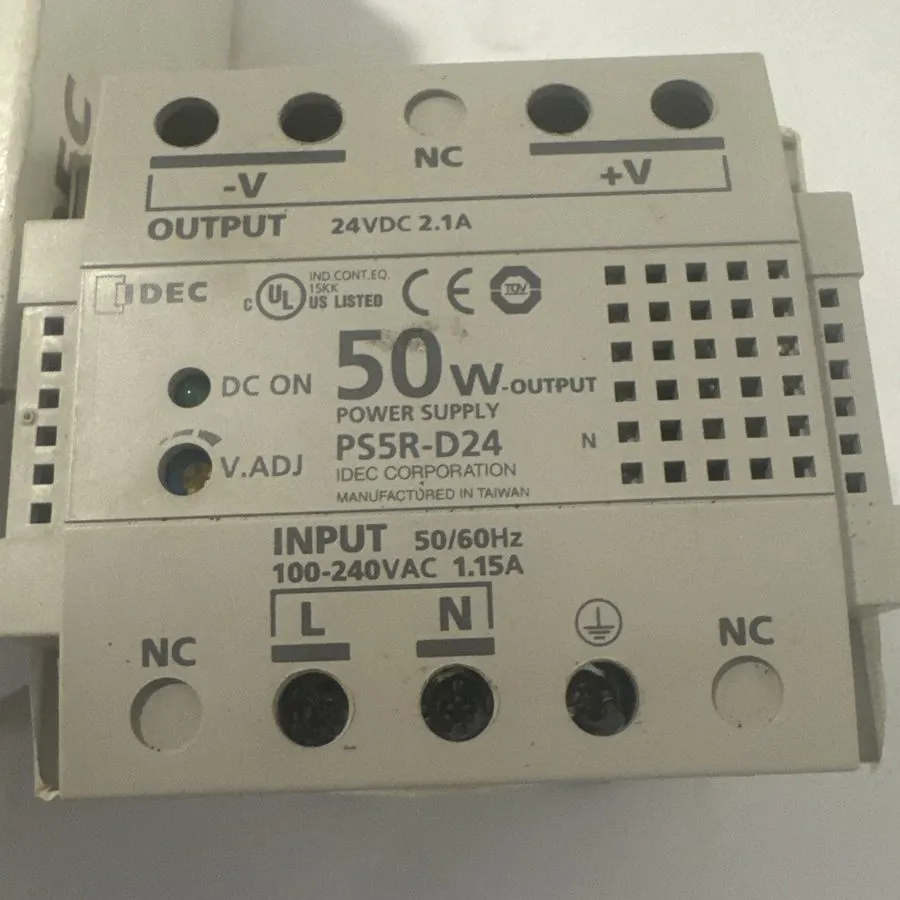 Блок питания IDEC PS5R-D24 24VDC 2.1A 50W DIN Rail Switching Power Supply — фото лота 1