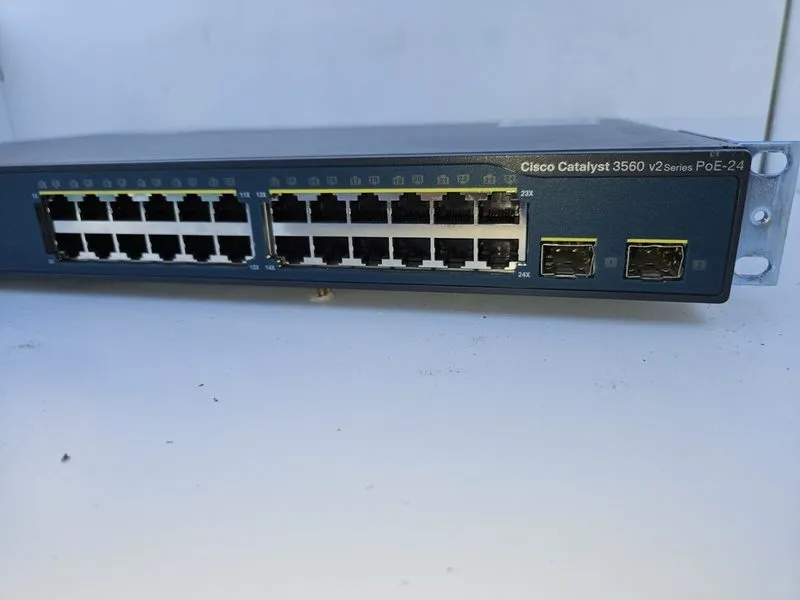 Коммутатор Cisco Catalyst 3750 PoE-24 24-Port Network Switch Rackmount SFP Ports — фото лота 1