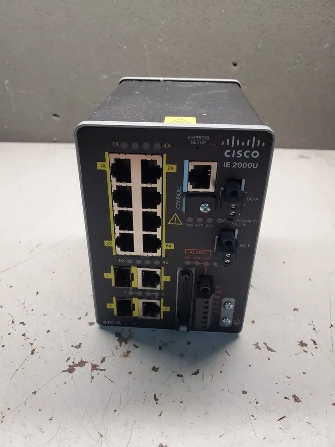 Коммутатор Cisco IE-2000U-8TC-G Industrial Ethernet Switch 2000 Series — фото лота 1