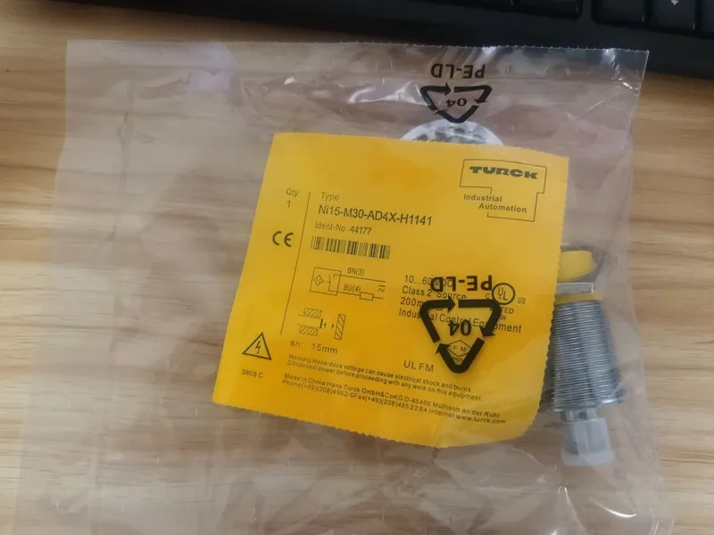 Датчик приближения TURCK proximity switch NI15-M30-AD4X-H1141 15mm inductive sen
