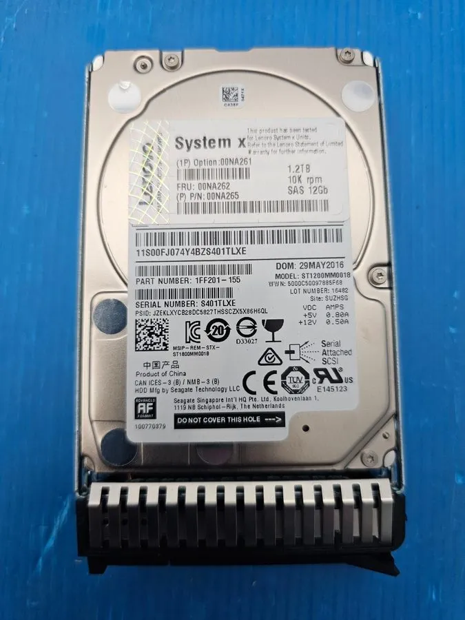 Жёсткий диск 00NA261 00NA262 Lenovo IBM 1.2TB 10K 12Gbps SAS 2.5" G3HS 512e HDD