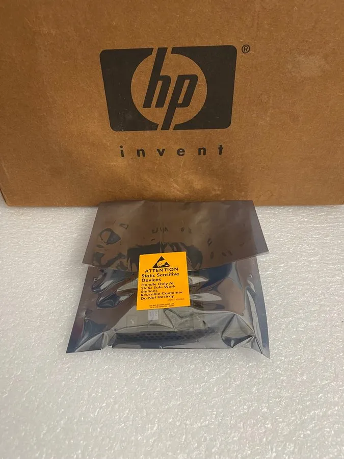 СХД HP 726907-B21 726909-001 H240 12GB 2-PORT INT SMART HOST BUS ADAPTER 779134-