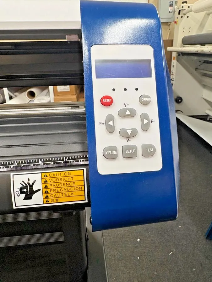 Режущий плоттер VEVOR 53-Inch Automatic Contour Vinyl Cutter Plotter Cutting Mac — фото лота 2