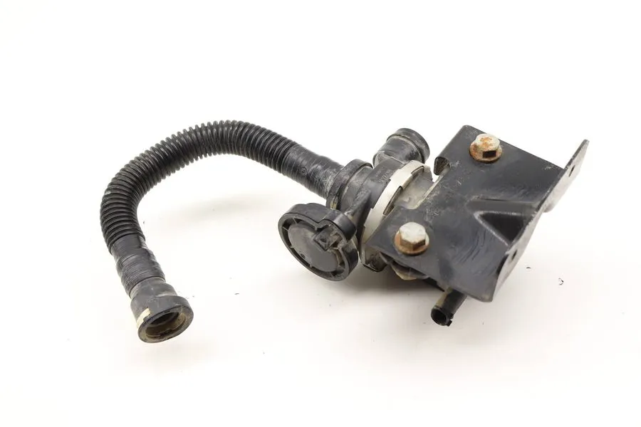 Трубопроводная арматура 2011-2018 VW JETTA FUEL Pressure Regulator 5C0201559 — фото лота 2