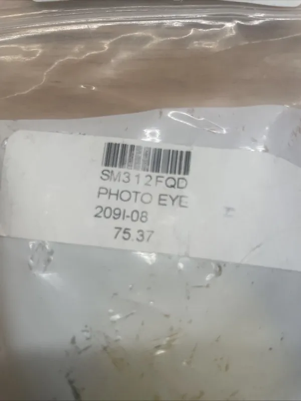 Фотоэлектрический датчик BANNER SM312FQD MINI-BEAM PHOTOELECTRIC SENSOR 10-30VDC — фото лота 1