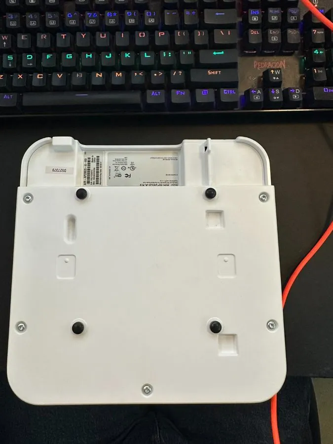 Точка доступа Wi-Fi Cisco AIR-AP2802I-A-K9 802.11ac PoE+ 4x4 MU-MIMO Dual Band W