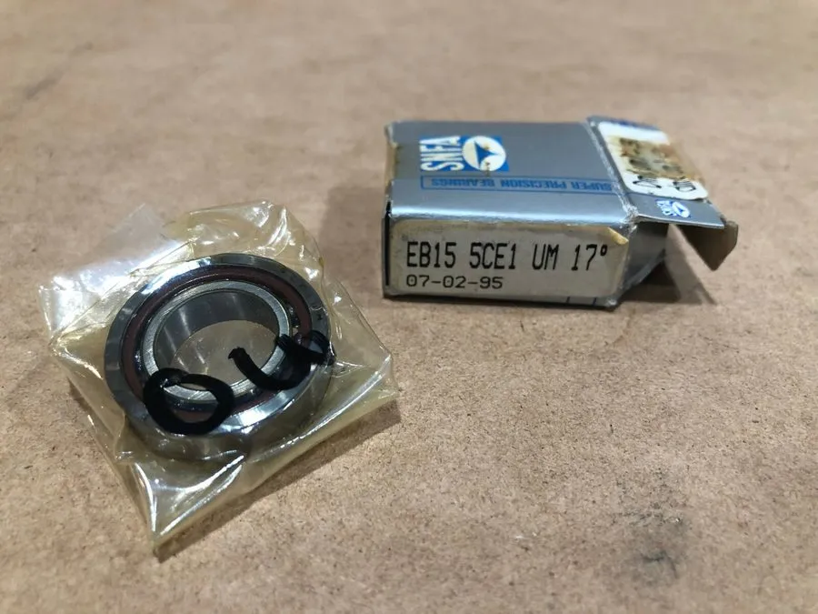 Подшипник SKF 7201 CD/P4A ultra precision angular contact bearing