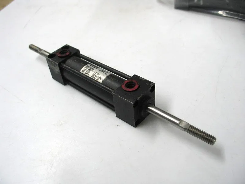 Пневмооборудование PARKER 00.75 KUSU1616 2.000 DOUBLE ENDED D/A PNEUMATIC CYL 3/