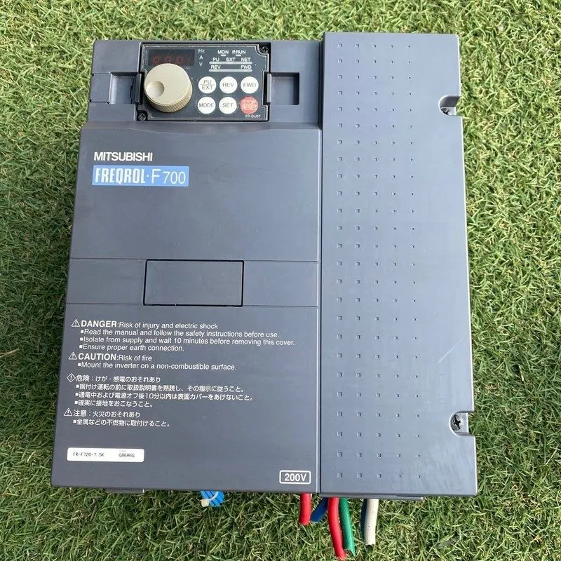 Частотный преобразователь MITSUBISHI FR-F720-7.5K Inverter 7.5KW — фото лота 1
