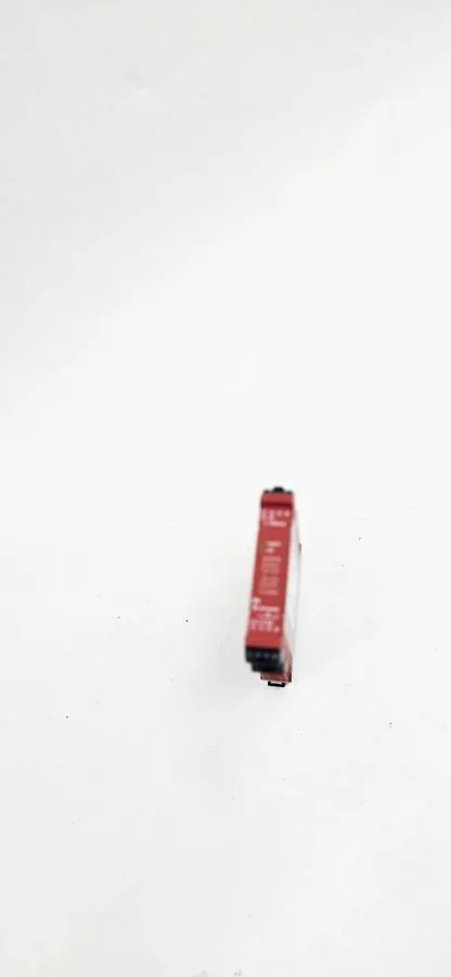Реле безопасности Allen-Bradley Guardmaster GSR EM Safety Relay 440R-EM4R2 Ser A