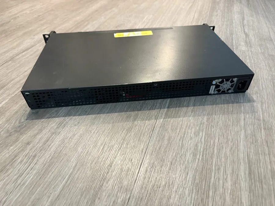 Сервер Supermicro 1U Short Depth Server Intel Atom C2758 8-Core 8GB RAM No HDDs — фото лота 1
