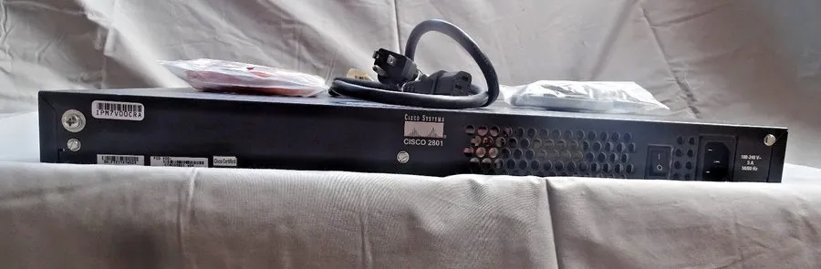 Маршрутизатор Cisco 2801 Router IOS 15.1 M CME 8.6 CCENT CCNA CCVP CCIE CCSP LAB