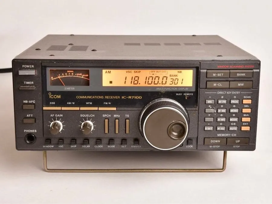 Радиостанция ICOM IC-R7100 HF VHF UHF Communication Receiver Scanner Ham Radio