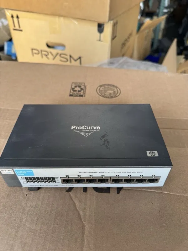 Коммутатор HP PROCURVE 1800-8G J9029A 8 PORT GIGABIT NETWORK SWITCH — фото лота 1