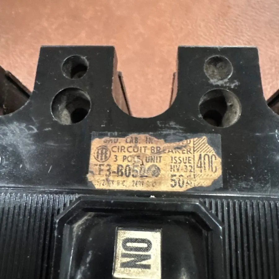 Автоматический выключатель ITE EH EH3 EH3-B050 3 Pole 50 Amp 480v Circuit Breake