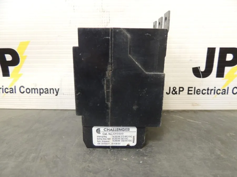 Автоматический выключатель Challenger CH3020 Bolt-On Circuit Breaker 20A 3P 277/