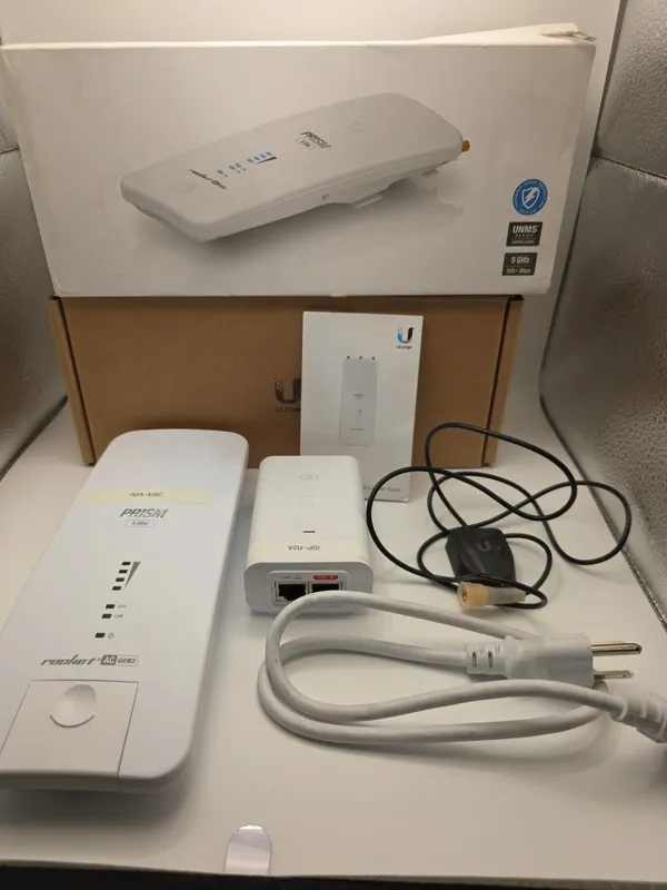 Точка доступа Wi-Fi Ubiquiti Networks RP-5AC-GEN2-US 5GHz Rocket Prism ac Wirele