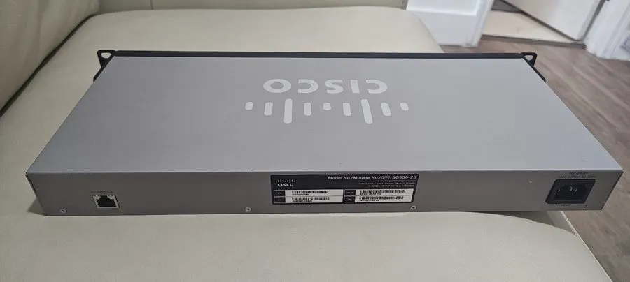 Коммутатор Cisco SG350-28 28-Port Gigabit Managed Switch, Non-PoE ( )