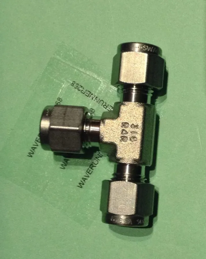 Фитинг Swagelok SS-400-3 Stainless Steel Swagelok Tube Fitting FNSP