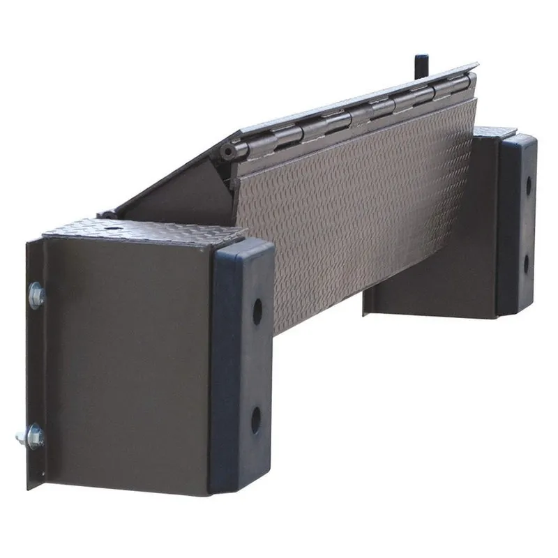 Складское оборудование VESTIL FM-2072 EDGE OF DOCK LEVELER, 20,000 LB CAP., 72"  — фото лота 1