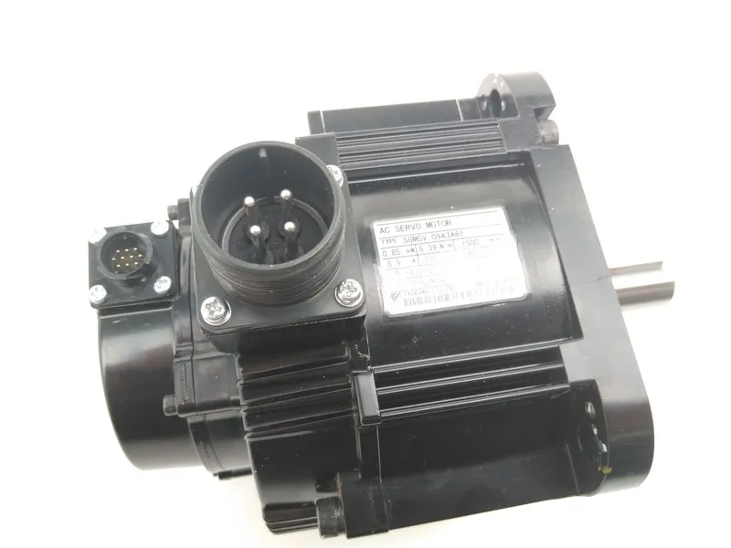 Серводвигатель Yaskawa SGMGV-30A3A61 AC Servo Motor ENC: UTTAH-B20FL