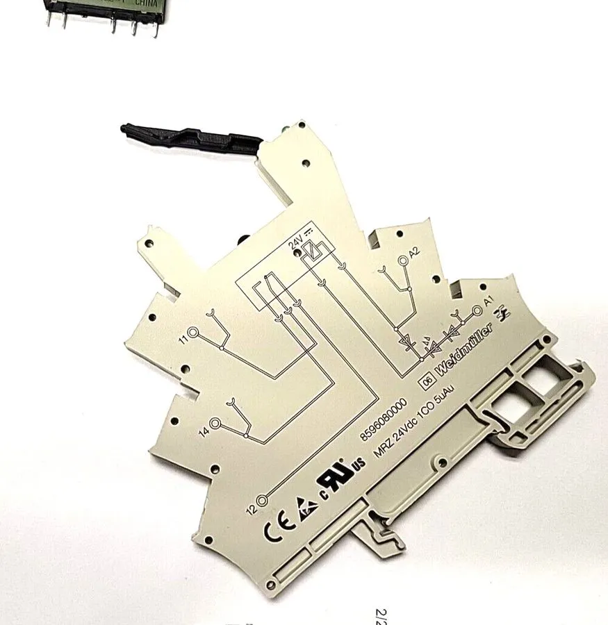 Реле RELAY 6 AMP 24VDC APE30124 W/ DIN MOUNT SOCKET WEIDMULLER 859608000 — фото лота 2