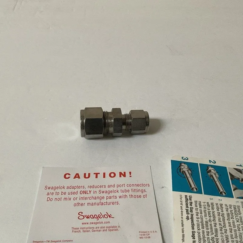 Фитинг Swagelok SS-810-6-6 Reducing Union 1/2” x 3/8” Tube Fitting Stainless