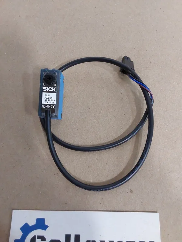Фотоэлектрический датчик SICK GL6-P1111 Photoelectric Sensor