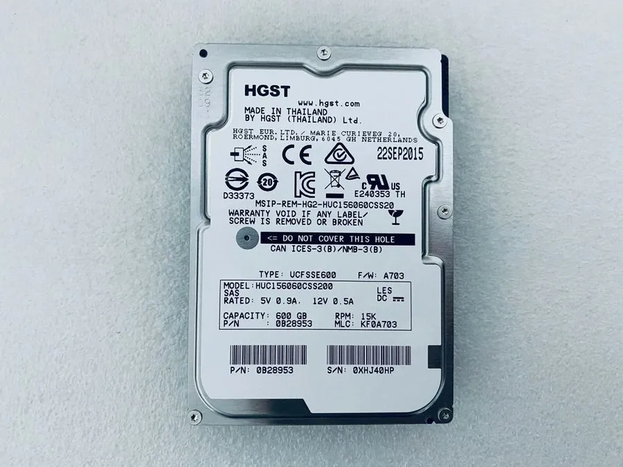 Жёсткий диск DELL 5PNGD 05PNGD HUC156060CSS200 600GB 15K 12Gbps SAS 2.5" Hard Dr