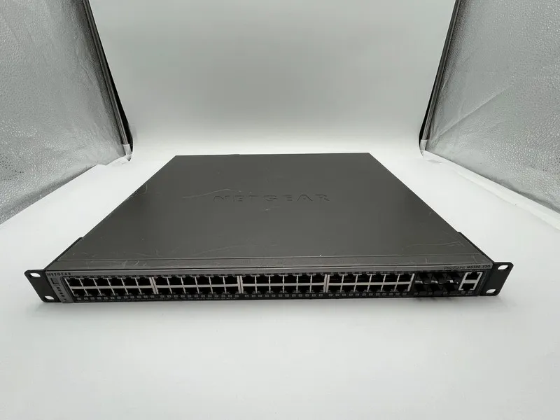 Коммутатор NETGEAR M5300-52G ProSAFE 48-port Gigabit L2+ Managed Stackable Switc