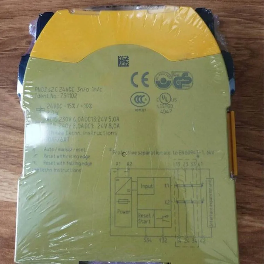 Реле безопасности Pilz 750102 PNOZ s2 C 24VDC 3n/o 1n/c safety relay