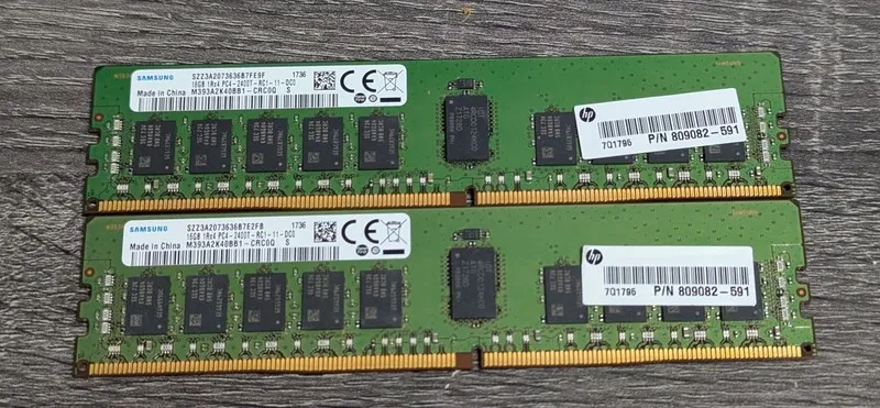 Модуль памяти Samsung M393A2K40BB1-CRC0Q 16GB DDR4 PC4-2400T ECC Workstation Ser