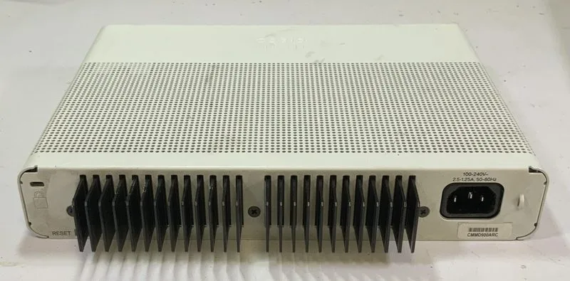 Коммутатор Cisco Catalyst WS-C3560CG- -S 8-Port PoE Gigabit Managed Switch — фото лота 4