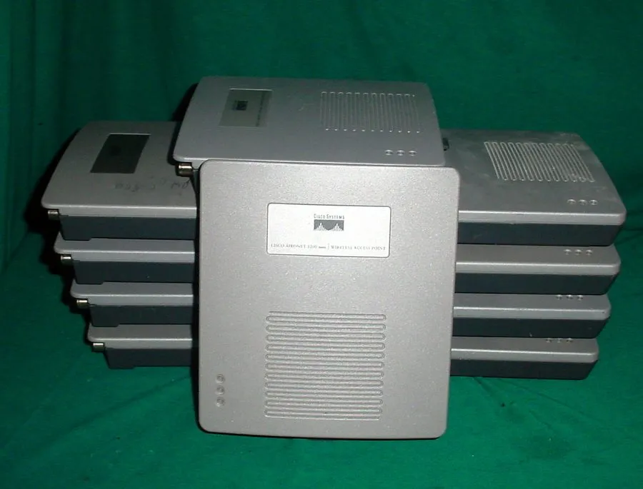 Точка доступа Wi-Fi CISCO AIR-AP1230B AIR-AP1230B-E-K9 WIRELESS ACCESS POINT (U2