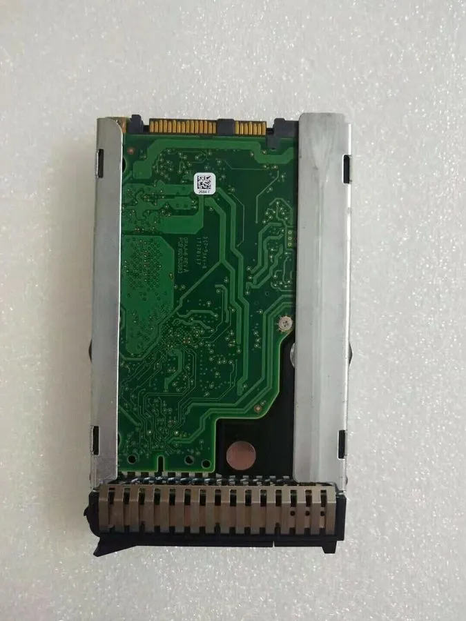 Жёсткий диск IBM/LENOVO 00NA252 00NA251 00NA255 900GB 10K 12Gbps G3HS 2.5" SAS H