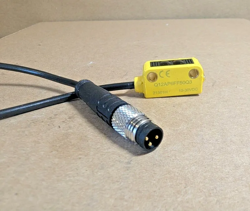 Фотоэлектрический датчик Banner Q12AP6FF50Q3 Photoelectric Sensor 76163 PNP M8 3