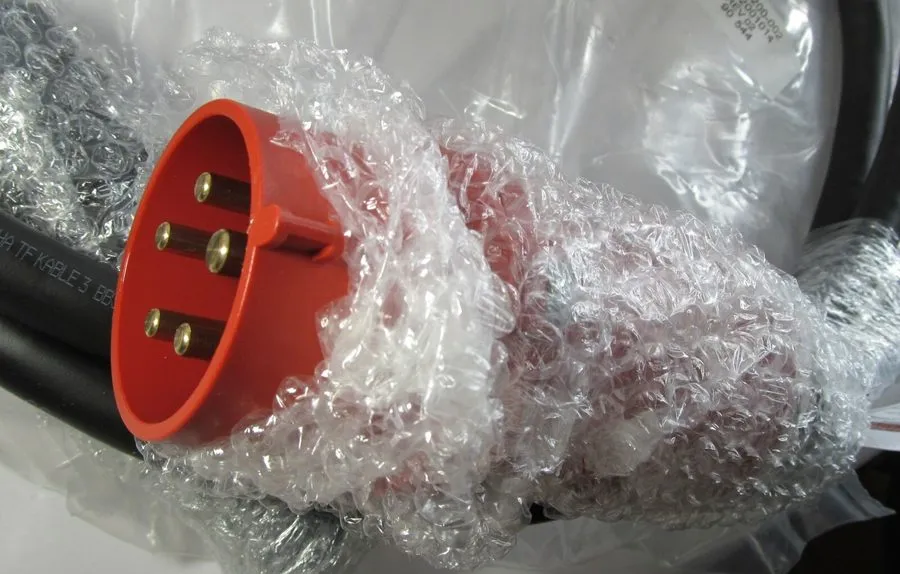 Разъём HARTING/ HAN-ECO M1138200-002 CONNECTOR CABLE ASSEMBLY W/ 30A BREAKERS