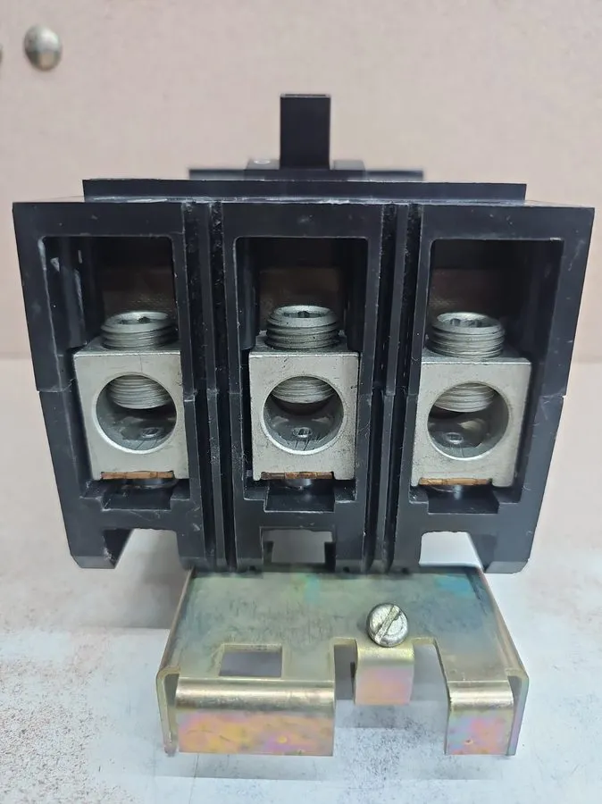 Автоматический выключатель Square D I-line KC34150 150A 3p 480V Circuit Breaker 