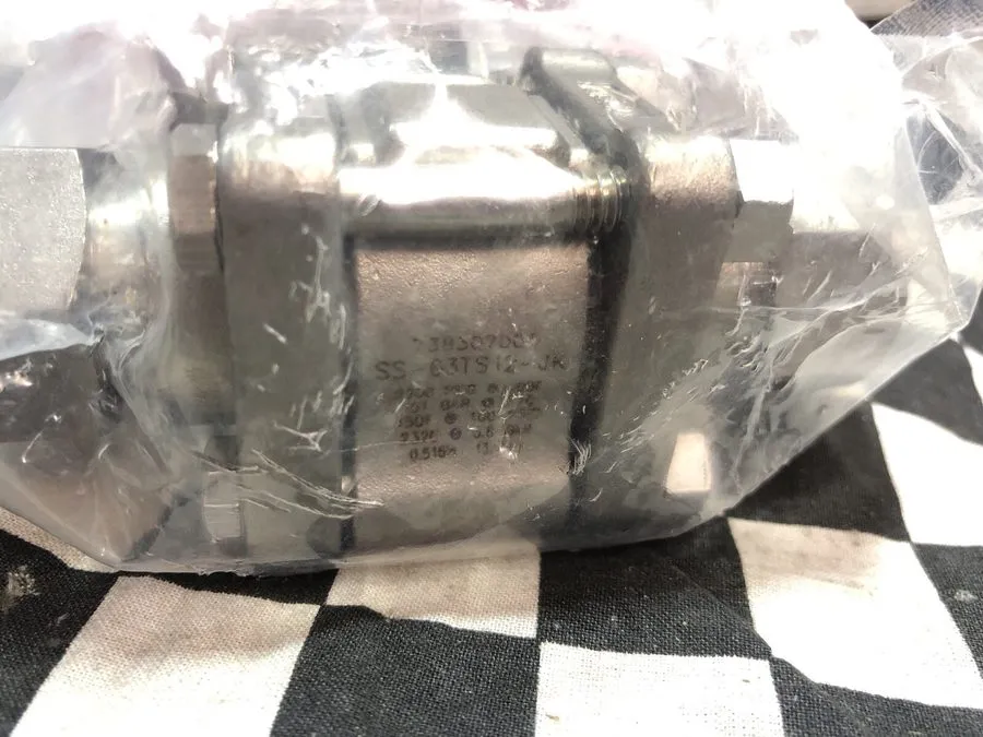 Клапан SWAGELOK SS-63TS12-JK Stainless Steel 3-Piece 60 Series Ball Valve