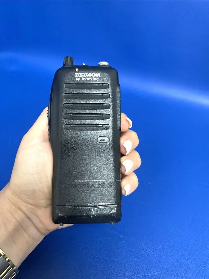 Зарядное устройство X ICOM IC-F11S 2 WAY RADIOS / No Batteries/ Working