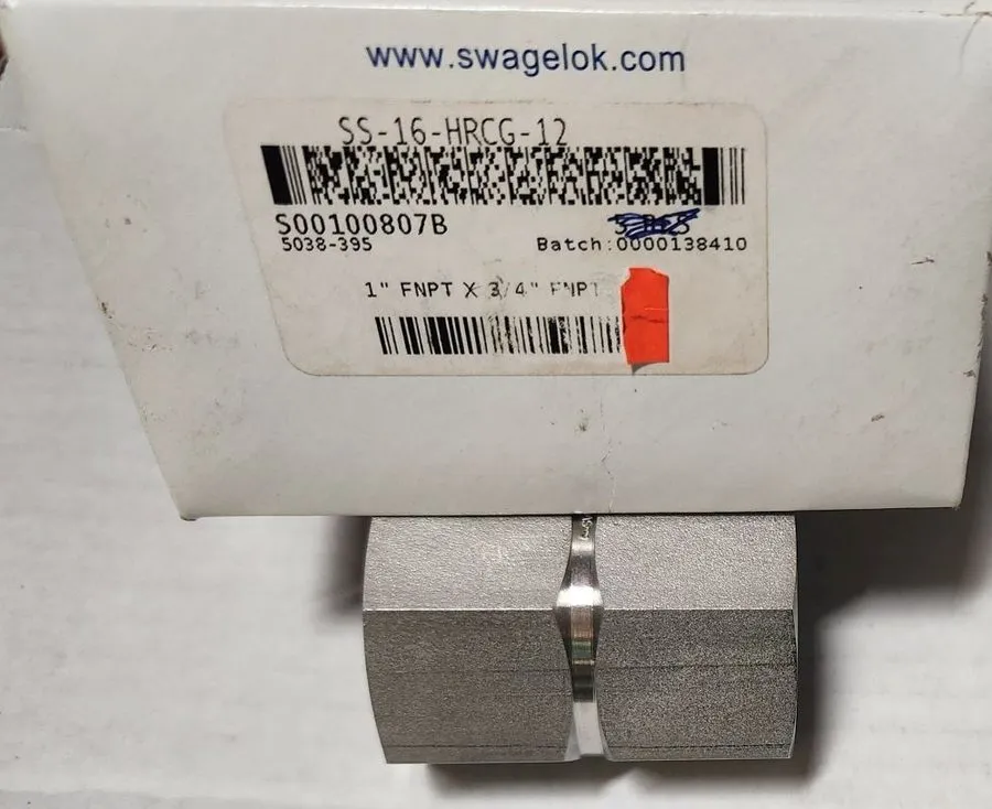 Фитинг Swagelok SS-16-HRCG-12 Stainless Steel Pipe Fitting FNSP