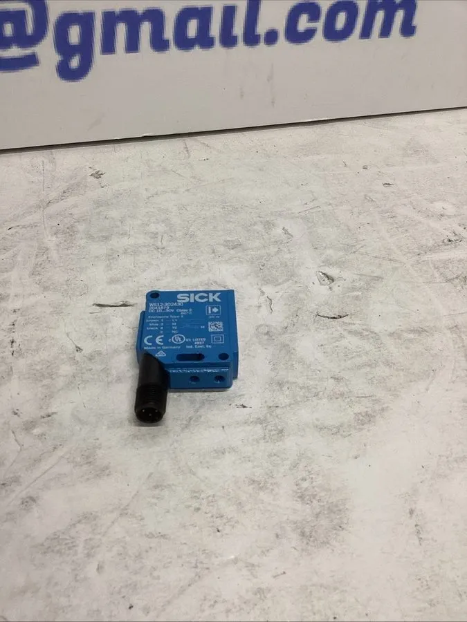 Фотоэлектрический датчик SICK 30V PHOTOELECTRIC SENSOR WS12-3D2430 I-283