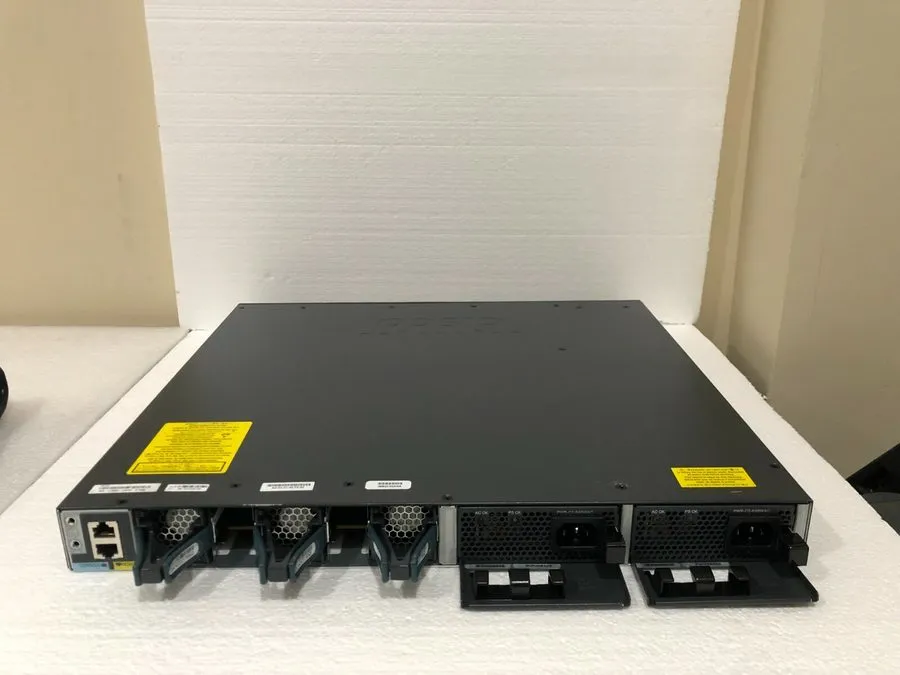 Коммутатор Cisco Catalyst 3650 24-Port PoE 2x 10G SFP+ Network Switch WS-C3650-2
