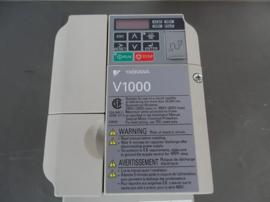 Частотный преобразователь Yaskawa CIMR-VU4A0002FAA V1000 AC Drive REV C 380-480V