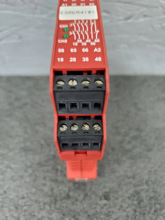 Реле безопасности GUARANTEED! ALLEN-BRADLEY GUARDMASTER SAFETY RELAY 440R-E23160