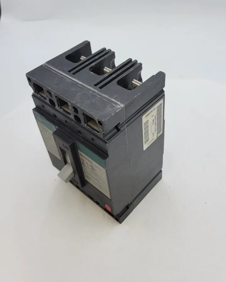 Автоматический выключатель GE TED134015WL 15A 3-Pole 480V AC E-Frame Circuit Bre — фото лота 1